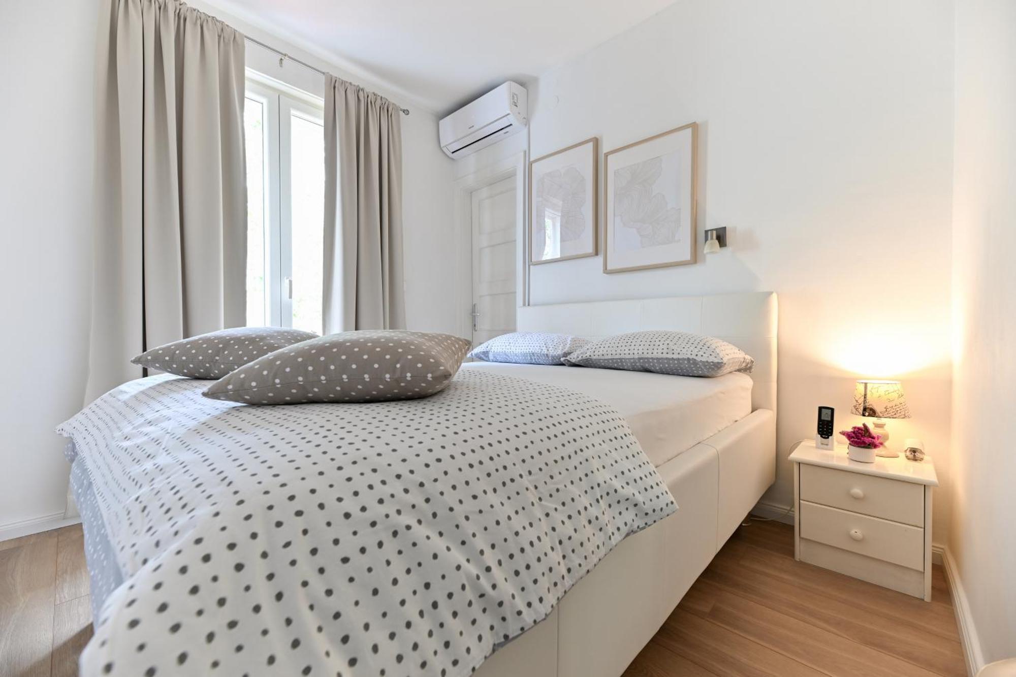 Near Zadar City Center Apartment With Free Parking And Air Condition In Each Room Luaran gambar