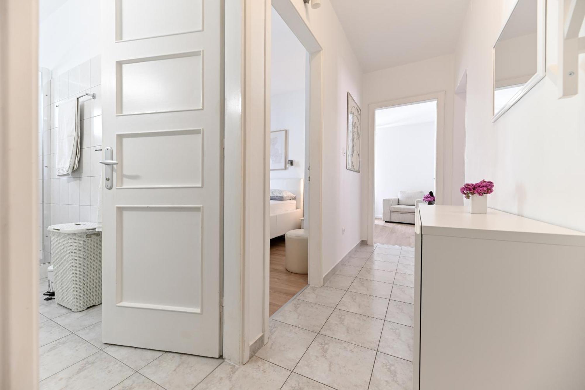 Near Zadar City Center Apartment With Free Parking And Air Condition In Each Room Luaran gambar