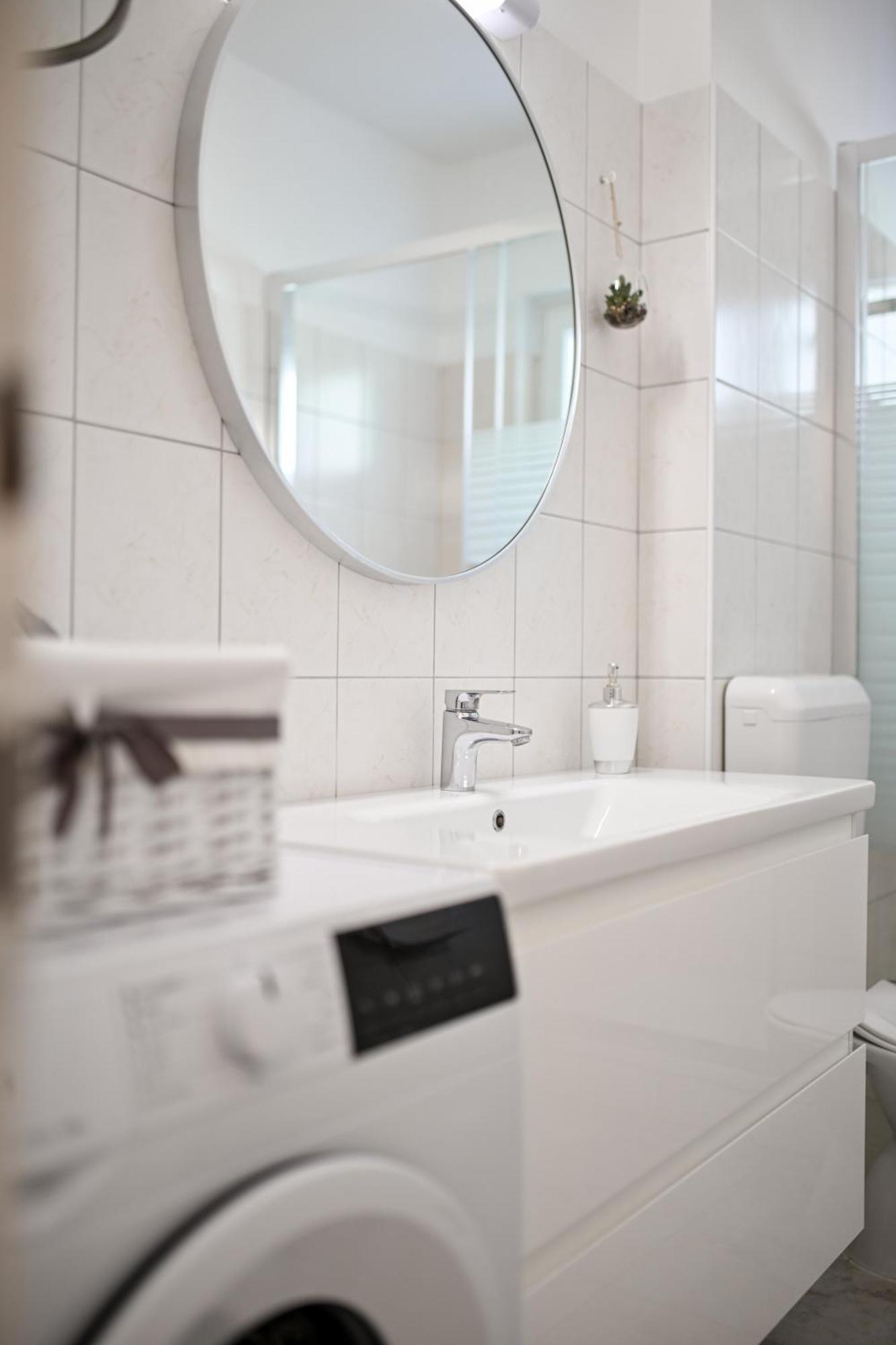 Near Zadar City Center Apartment With Free Parking And Air Condition In Each Room Luaran gambar